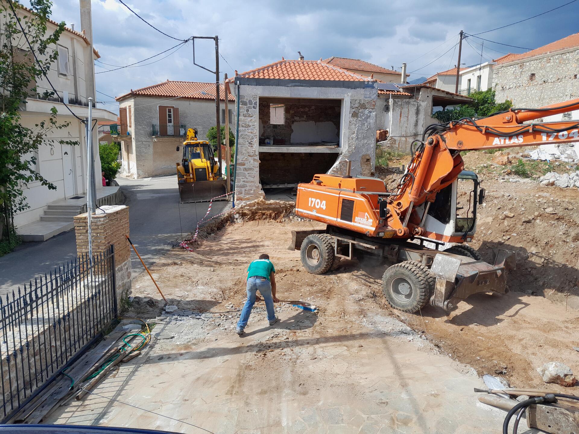 Wohnhausanbau & Zusammenlegung kleiner Grundstücke