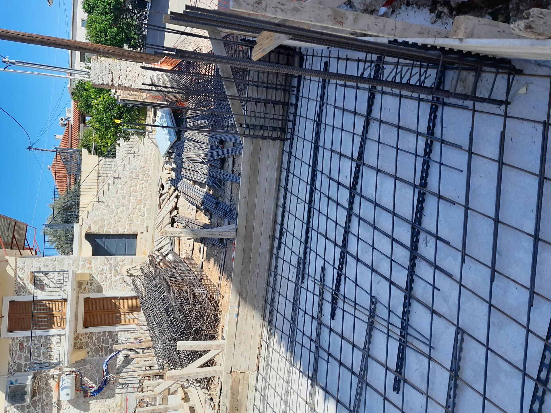 Wohnhausanbau & Zusammenlegung kleiner Grundstücke