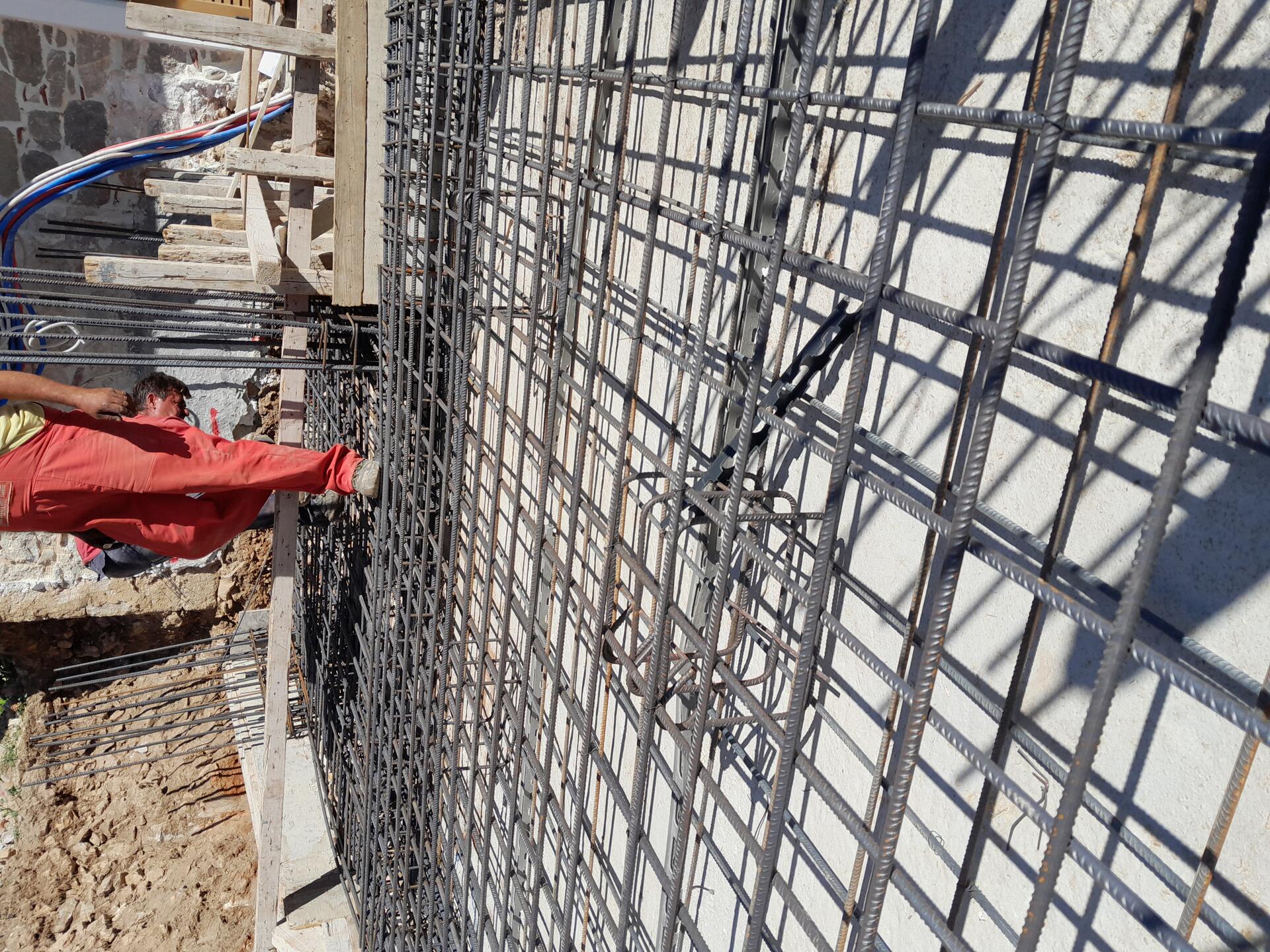 Wohnhausanbau & Zusammenlegung kleiner Grundstücke